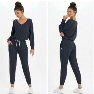 VUORI Lux Long-Sleeve Jumpsuit in Midnight
Heather Athleisure extra large